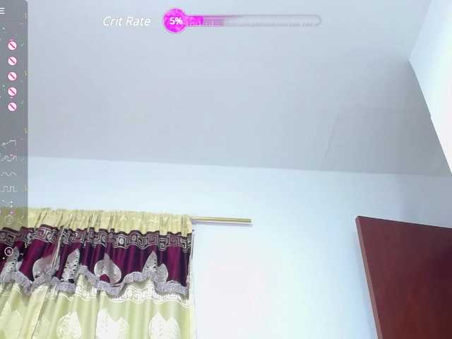 Live sex webcam photo for carolinaa2 #280112525