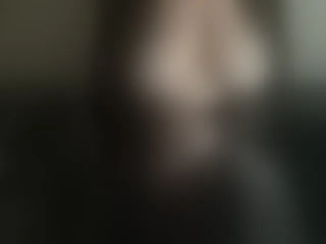 Live sex webcam photo for carolineford #292311836