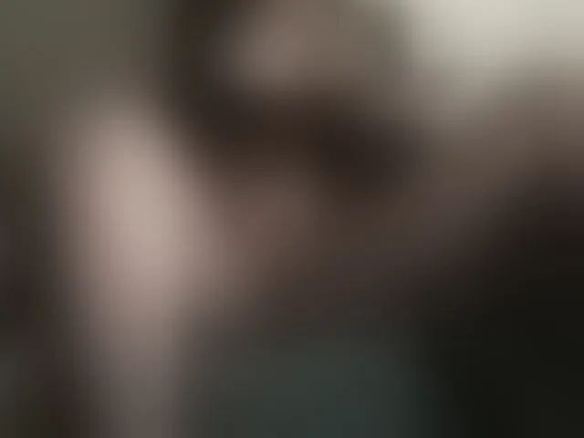 Live sex webcam photo for carolineford #292351828
