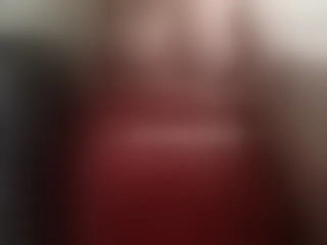 Live sex webcam photo for carolineford #293057895