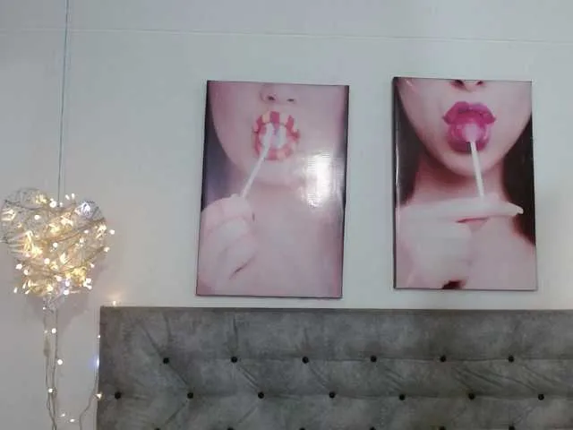 Live sex webcam photo for carolinne89fox #276028984