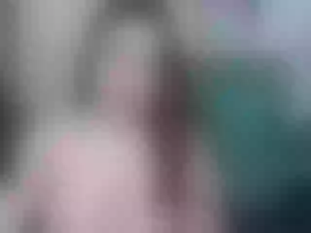 Live sex webcam photo for carolinne89fox #276106512