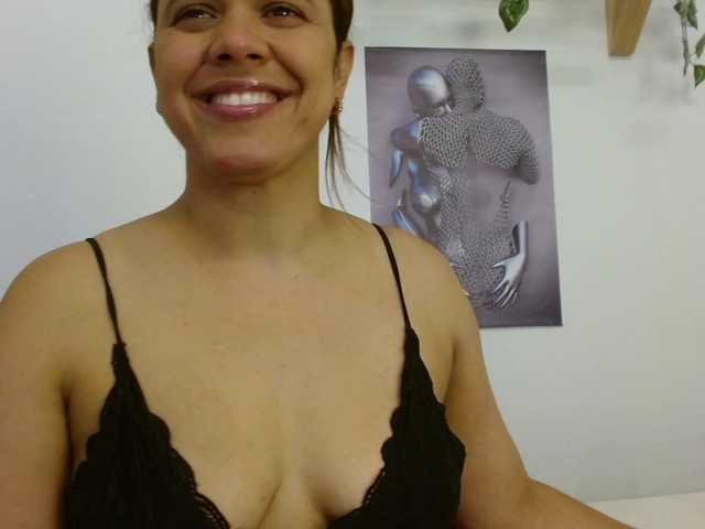 Live sex webcam photo for caroll-smith #277846625