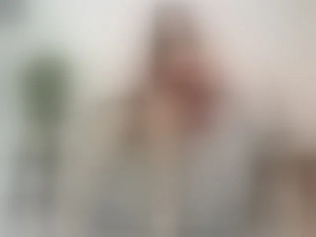 Live sex webcam photo for carolynee1 #293609272