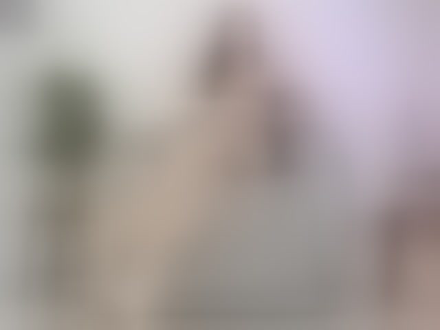 Live sex webcam photo for carolynee1 #294103779