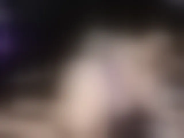 Live sex webcam photo for castrated-julie #293411294