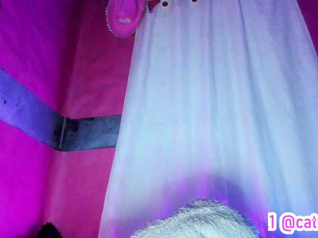 Live sex webcam photo for cata-anngel #290296693