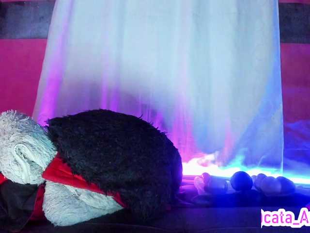Live sex webcam photo for cata-anngel #290672491