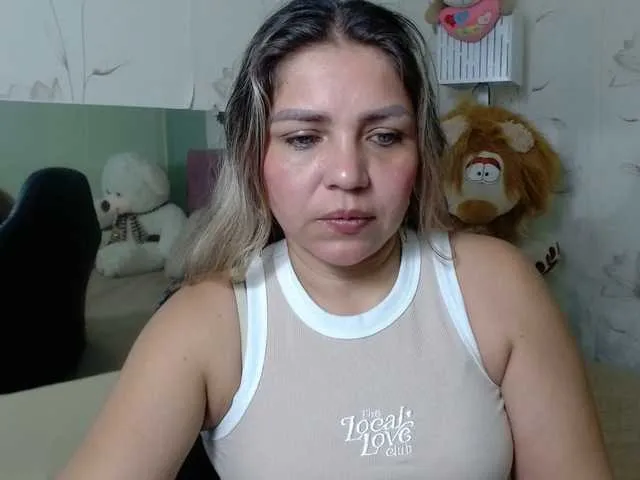 Live sex webcam photo for catabigass1 #290943332