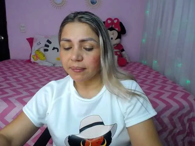 Live sex webcam photo for catabigass1 #291118765