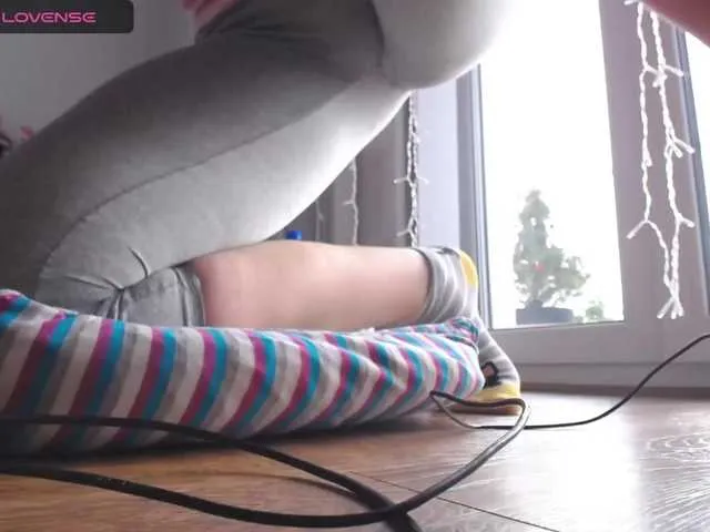 Live sex webcam photo for cataleaa #291940565