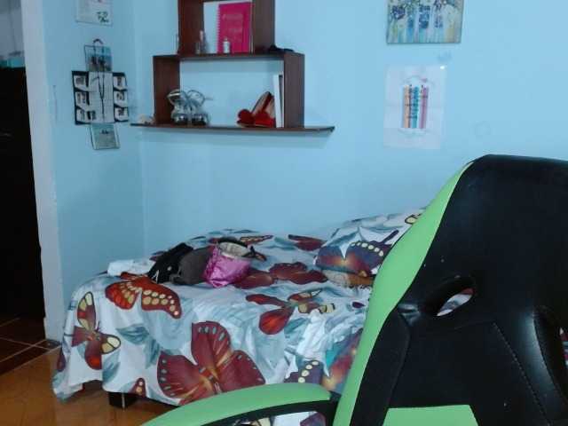 Live sex webcam photo for cataleya-ar #274637079