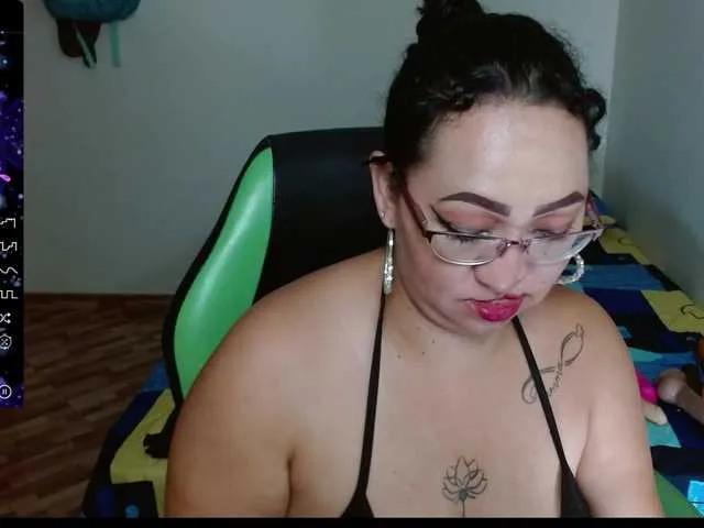 Live sex webcam photo for cataleya-ar #277985392