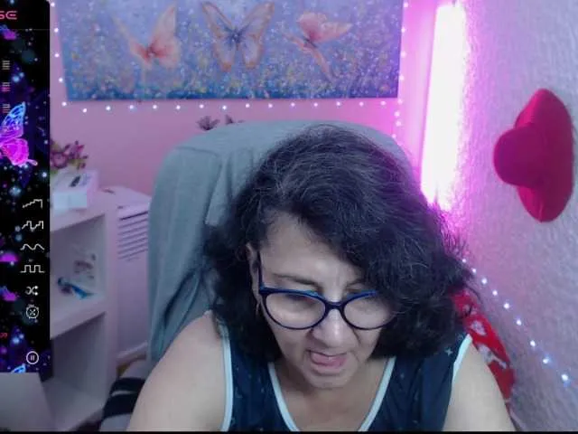 Live sex webcam photo for cataleya-mom #276089330