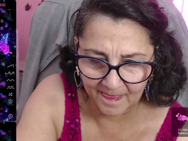 Live sex webcam photo for cataleya-mom #276171346