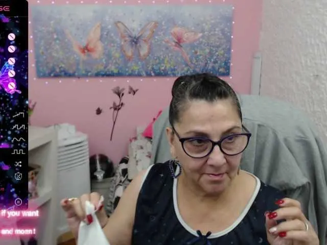 Live sex webcam photo for cataleya-mom #276284164