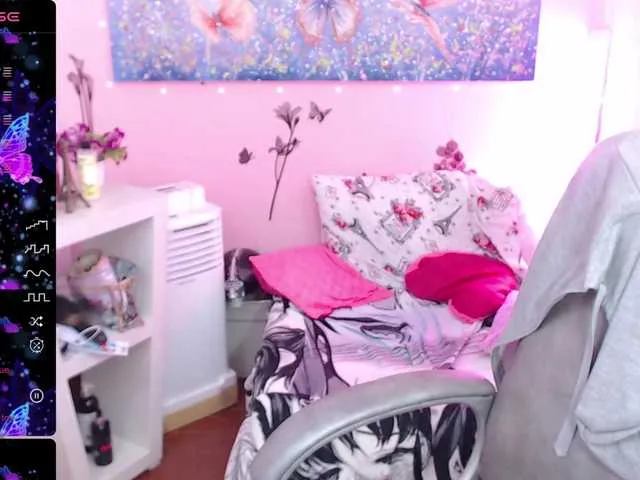 Live sex webcam photo for cataleya-mom #276516844