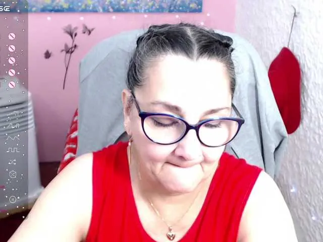 Live sex webcam photo for cataleya-mom #277144556