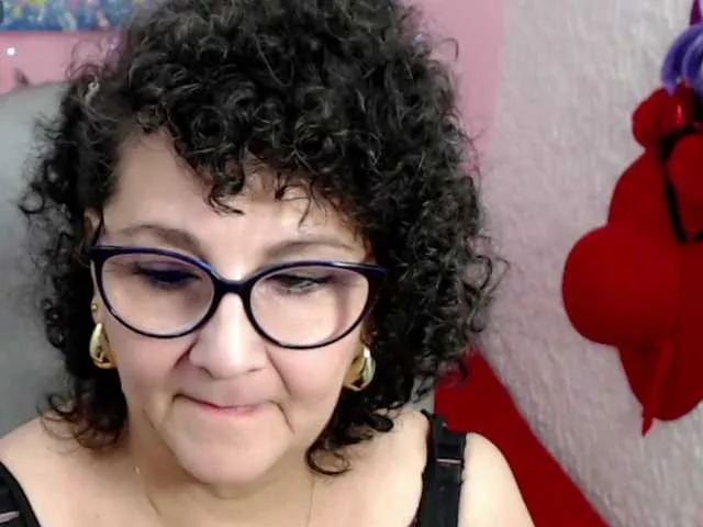 Live sex webcam photo for cataleya-mom #277531171