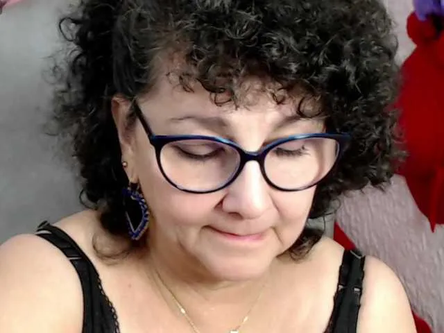 Live sex webcam photo for cataleya-mom #277562384