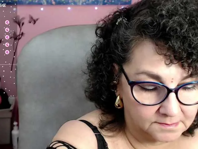 Live sex webcam photo for cataleya-mom #277661574