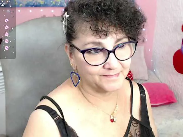 Live sex webcam photo for cataleya-mom #277707504