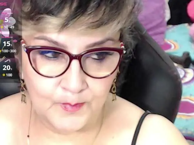 Live sex webcam photo for cataleya-mom #291276995