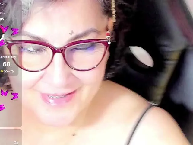 Live sex webcam photo for cataleya-mom #292074401