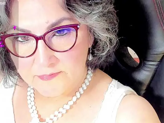 Live sex webcam photo for cataleya-mom #292139576