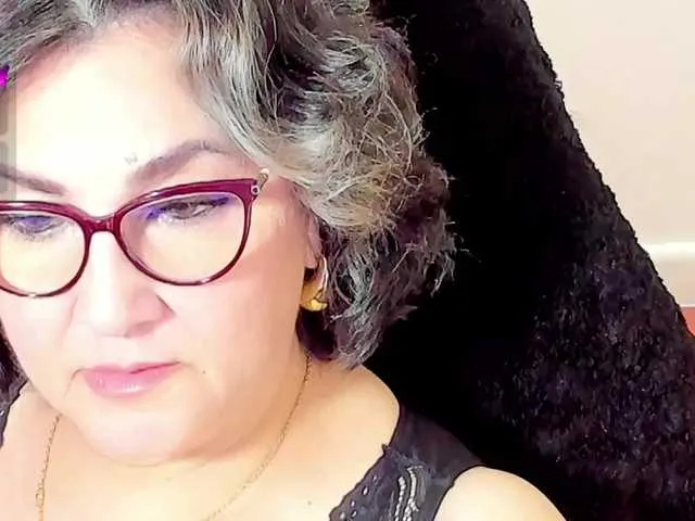 Live sex webcam photo for cataleya-mom #292287885