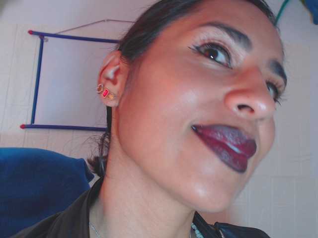 Live sex webcam photo for cataleya35 #291099308