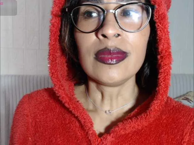 Live sex webcam photo for cataleya35 #291333170