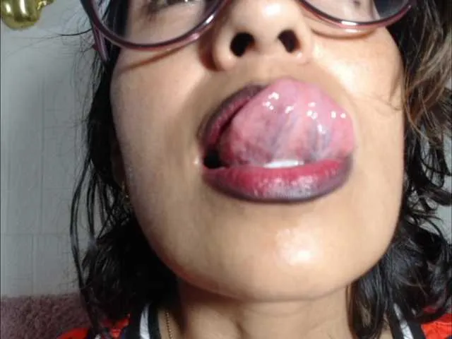 Live sex webcam photo for cataleya35 #291683784