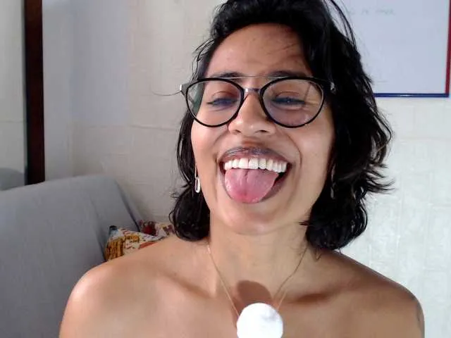 Live sex webcam photo for cataleya35 #291887813