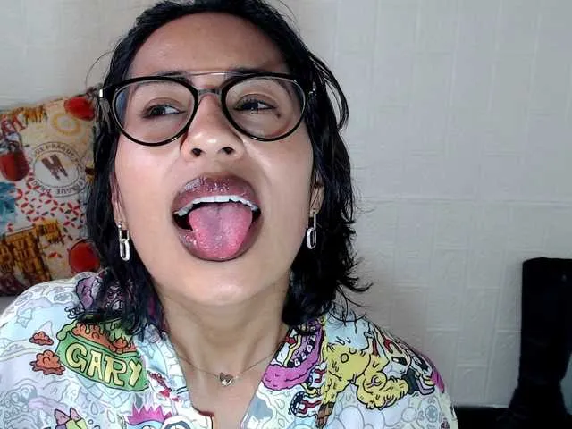 Live sex webcam photo for cataleya35 #291894916