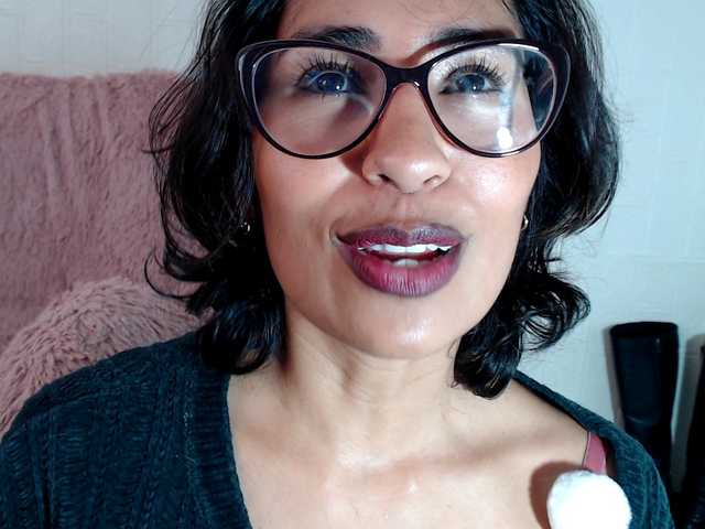 Live sex webcam photo for cataleya35 #292090129