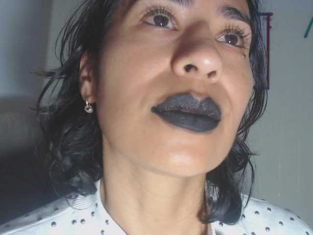 Live sex webcam photo for cataleya35 #292125336