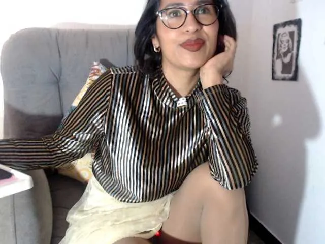 Live sex webcam photo for cataleya35 #292156794