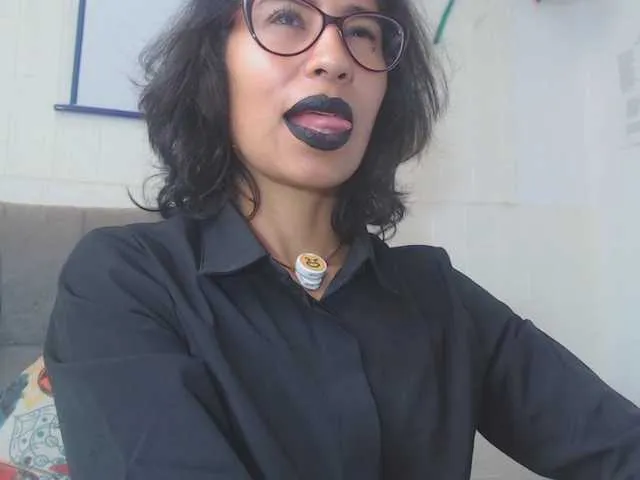 Live sex webcam photo for cataleya35 #292236593