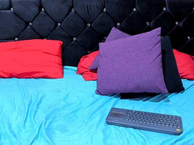 Live sex webcam photo for cataleyadivine #285825838