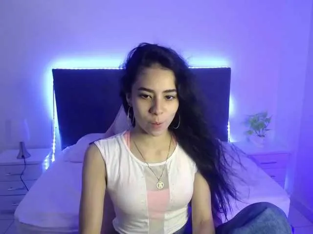 Live sex webcam photo for catalina-bat #272346678