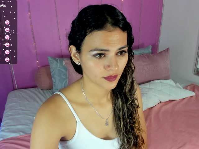 Live sex webcam photo for cathleenshain #276658811