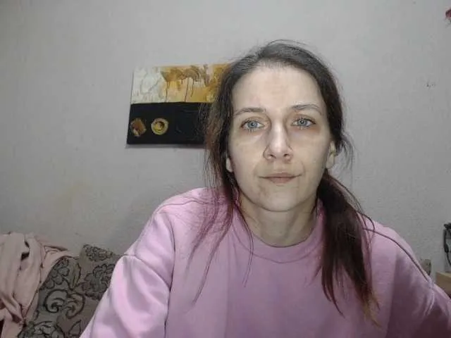 Live sex webcam photo for cathoty #290615958