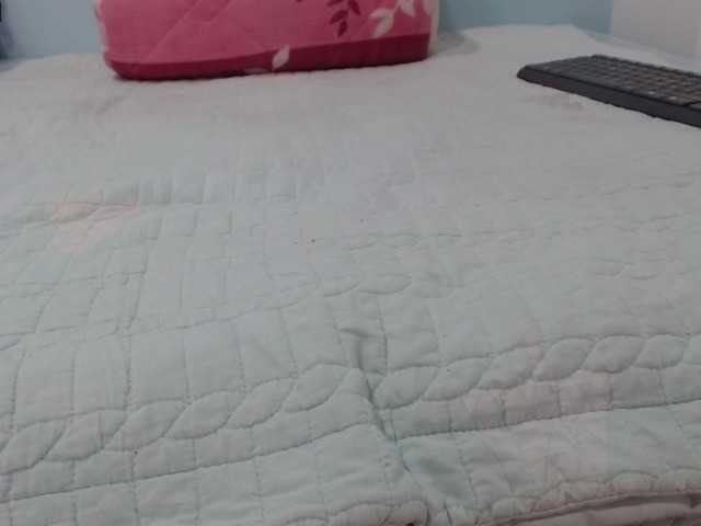 Live sex webcam photo for cattalina-1 #273627801