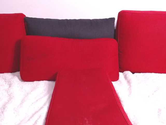 Live sex webcam photo for catwoman90 #272113253