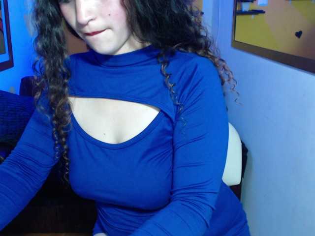 Live sex webcam photo for celesstinna-hit #276697440