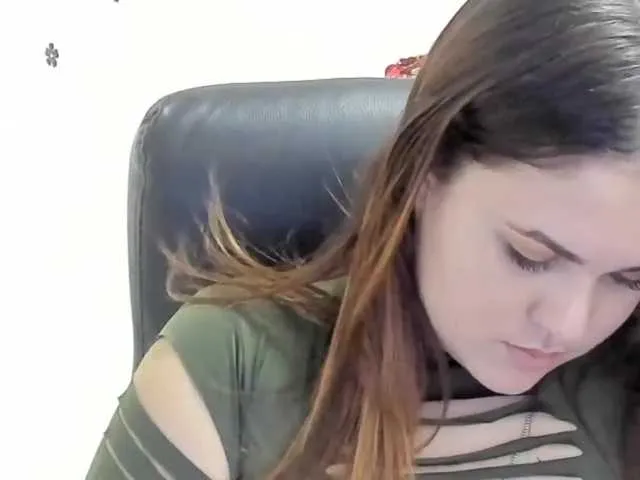 Live sex webcam photo for celeste-r #272326917