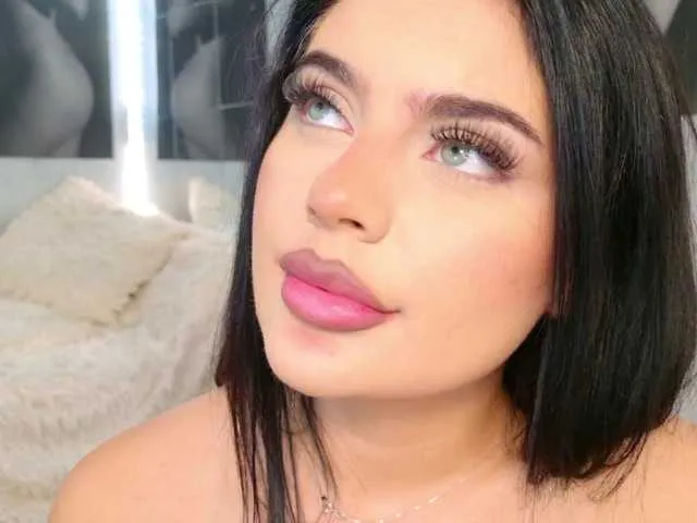 Live sex webcam photo for celia-chanel #291757522