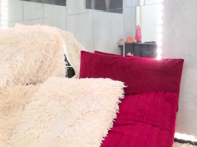 Live sex webcam photo for celia-chanel #291829181