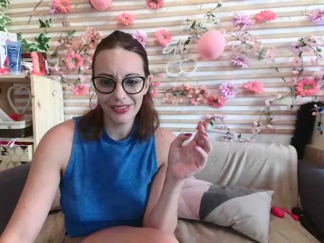 Live sex webcam photo for cerise #276124107